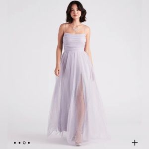 New with tags: Windsor dreamy tulle glitter ball gown